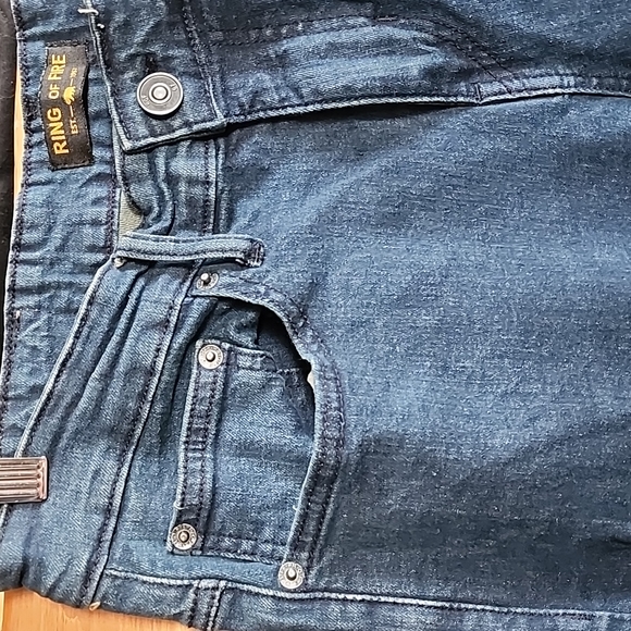 NWOT Ring Of Fire: Cayenne Rip-n-Repair Skinny Stretch, Dark Wash, 34"x30" - Picture 3 of 10